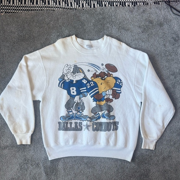 Fruit of the Loom Other - vintage 80s Dallas Cowboys NFL x Looney Tunes crewneck size L Made in the USA